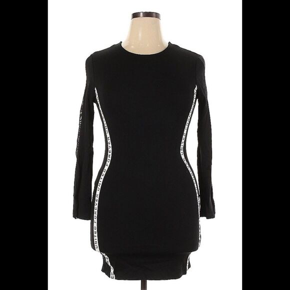 Divided By H&M Casual Dress.  Size 14. Very Flattering. - Picture 1 of 6